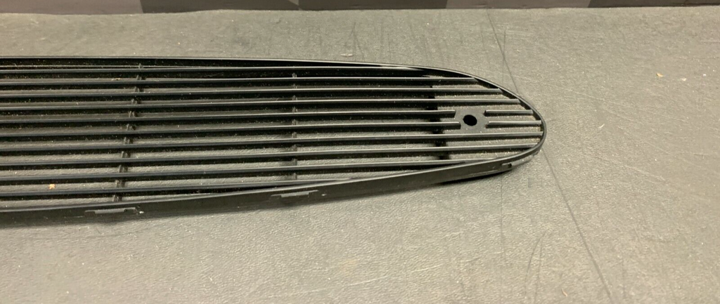 2000 CORVETTE C5 OEM DASH DEFROSTER VENT PANEL