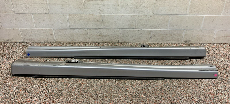 2004 PONTIAC GTO OEM SIDE SKIRTS DRIVER PASSENGER ROCKER MOULDINGS