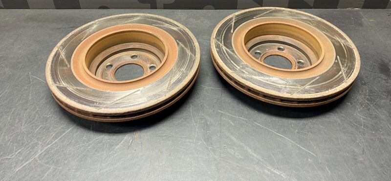 2020 DODGE CHALLENGER HELLCAT REDEYE OEM SLOTTED REAR BRAKE ROTORS PAIR USED