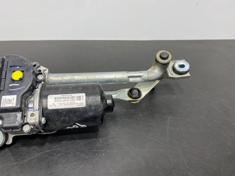 2021 FORD MUSTANG GT OEM WINDSHIELD WIPER MOTOR WITH LINKAGE ARMS USED