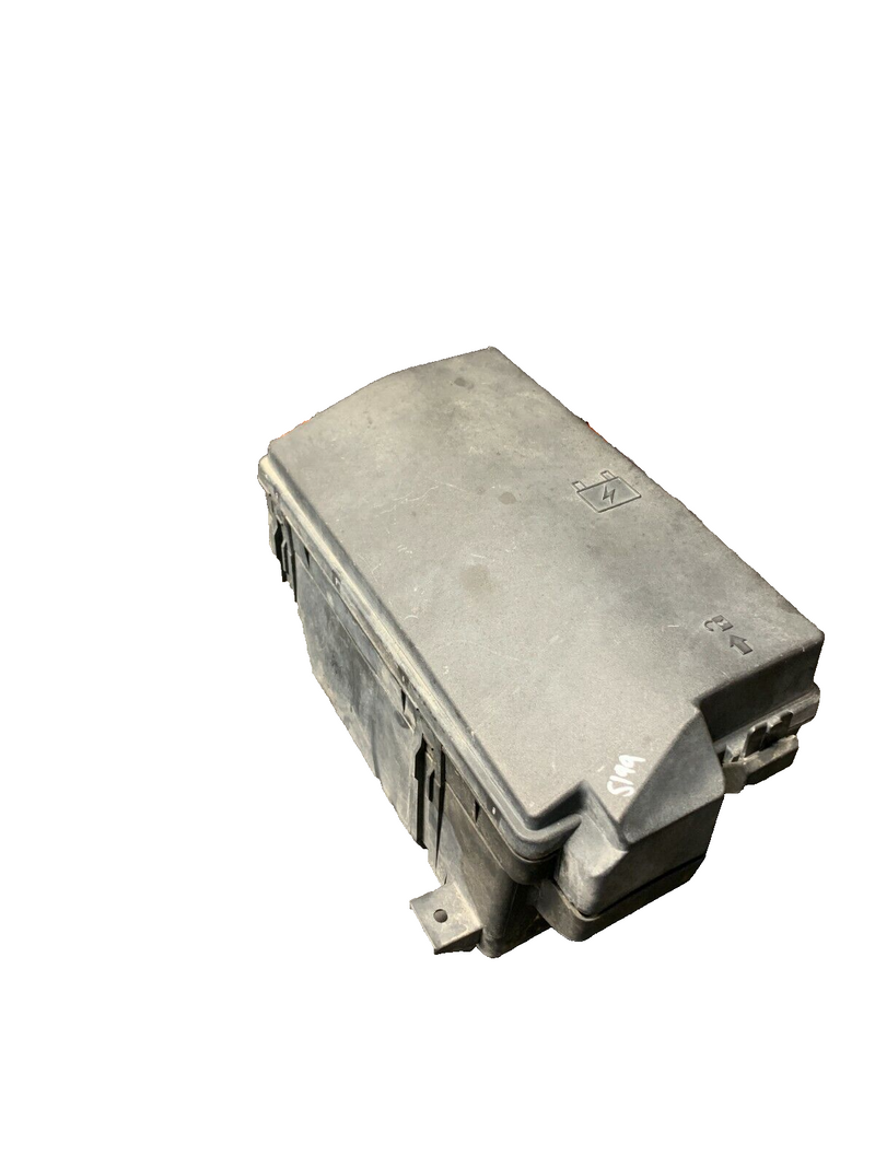 2010 CAMARO SS OEM ENGINE BAY FUSE BOIX PANEL