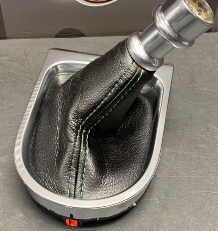 2019 FORD MUSTANG GT BULLITT OEM MANUAL SHIFTER BOOT WITH BEZEL USED