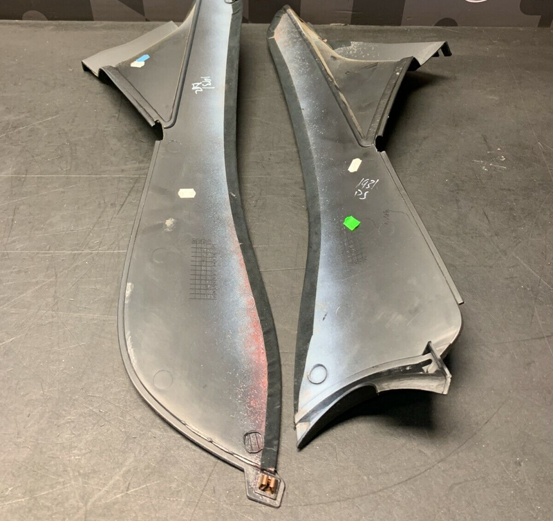 2004 PONTIAC GTO OEM BLACK SUEDE CENTER CONSOLE KNEE PANELS