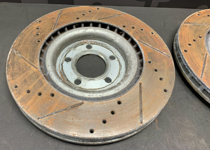 2013 FORD MUSTANG GT AFTERMARKET DRILLED SLOTTED FRONT ROTORS