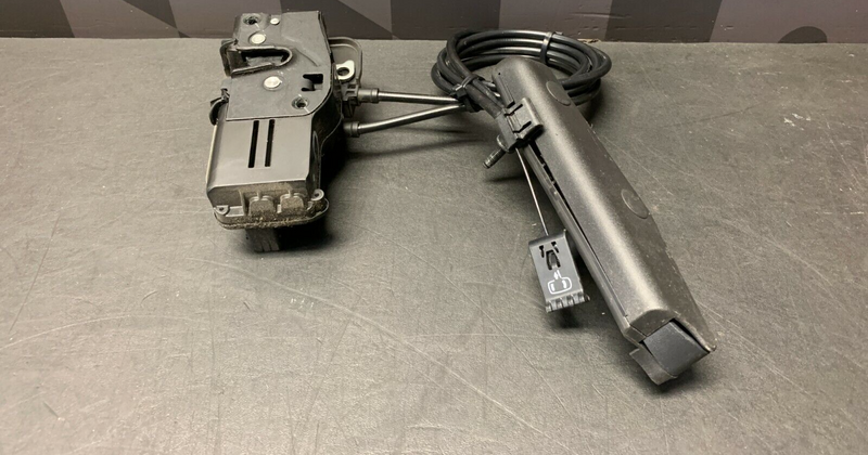 2005 CORVETTE C6 CONVERTIBLE OEM DRIVER WINDOW DOOR LOCK ACTUATOR