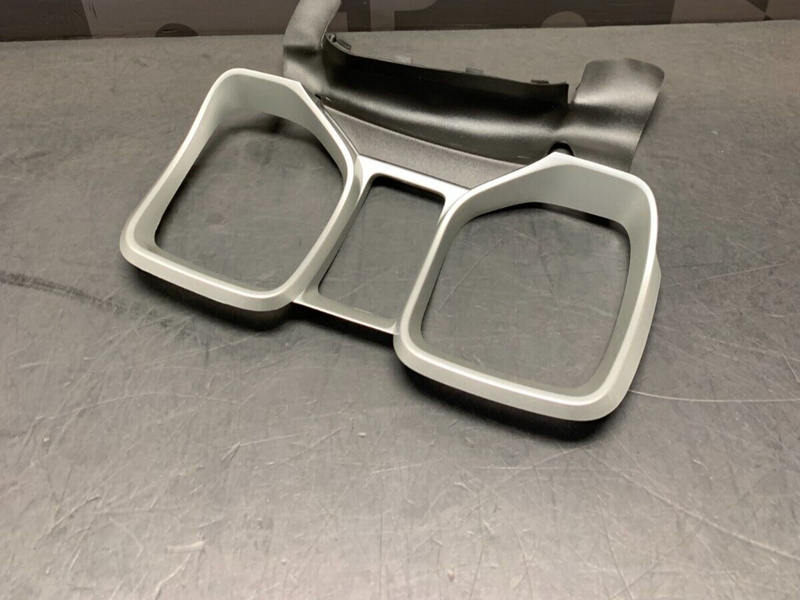 2013 CAMARO SS OEM GAUGE CLUSTER BEZEL TRIM SURROUND USED