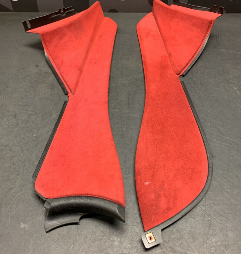 2006 PONTIAC GTO OEM RED CENTER CONSOLE SUEDE TIRM SIDE PANELS