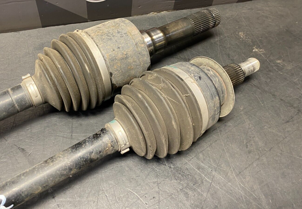 2019 FORD MUSTANG GT BULLITT PP1 OEM CV AXLES PAIR DRIVER PASSENGER LH RH USED