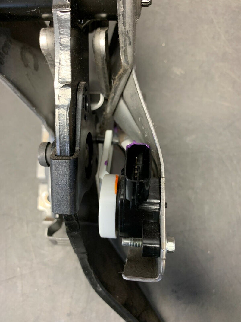 2015 CAMARO SS COUPE OEM AUTOMATIC BRAKE PEDAL