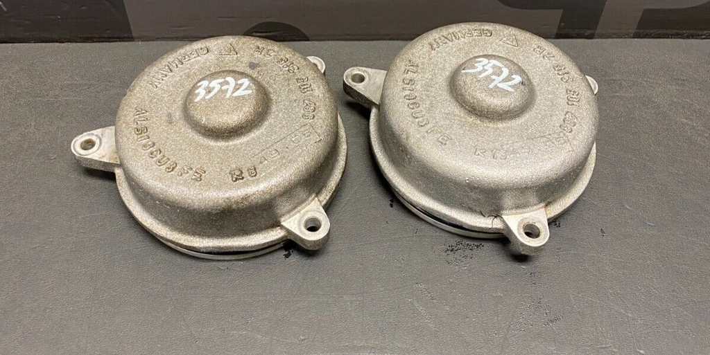 2007 PORSCHE 911 TURBO 997 OEM CYLINDER HEAD CAPS LIDS PAIR 99710531571