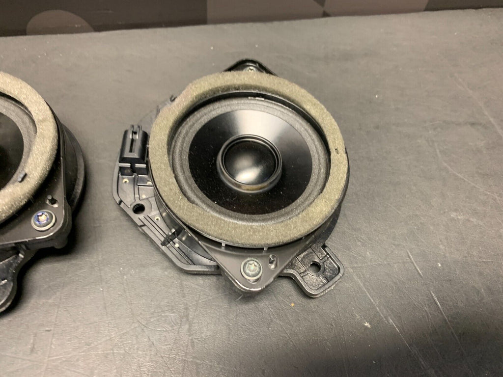 2019 FORD MUSTANG GT OEM REAR SPEAKERS PAIR DR PS USED