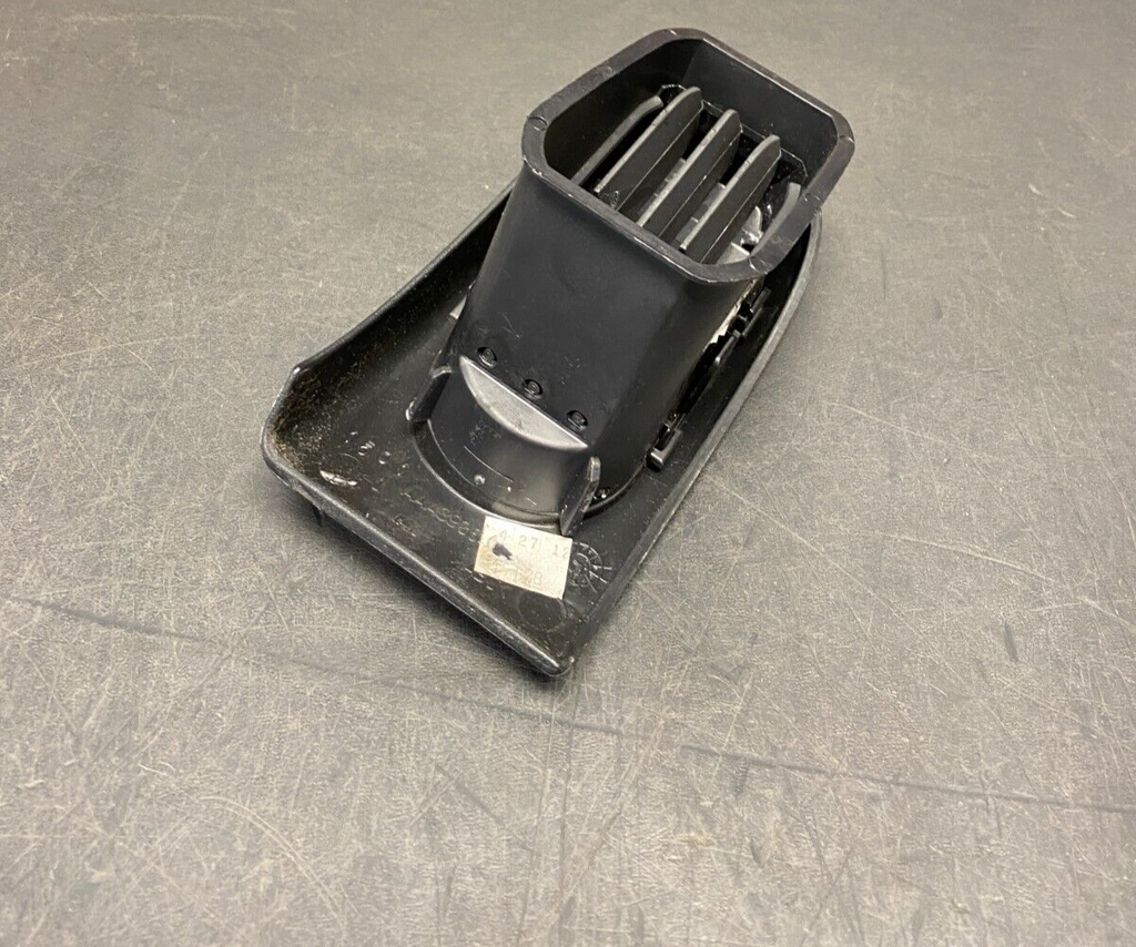 2013 CORVETTE C6 GRANDSPORT OEM PASSENGER RH DASH VENT USED