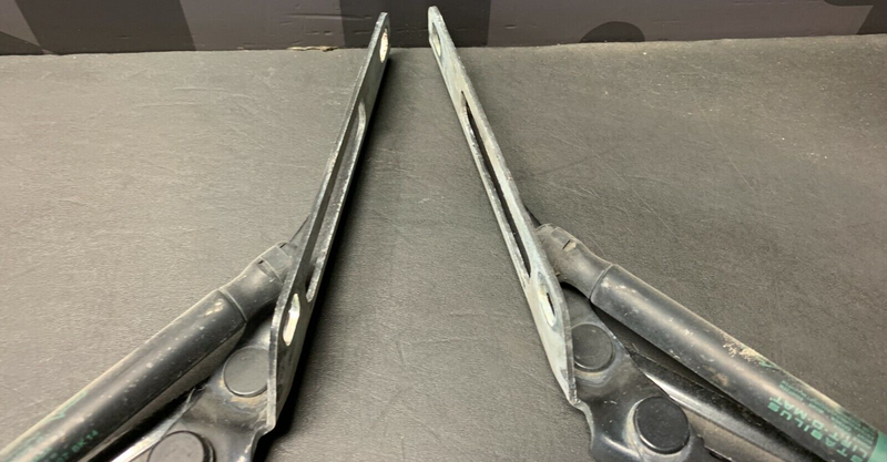2009 PONTIAC G8 GT OEM TRUNK HINGES