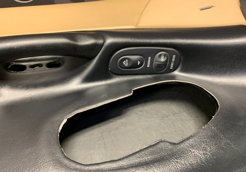 2000 CORVETTE C5 OEM PASSENGER RH DOOR PANEL BLACK TAN 77k MILES
