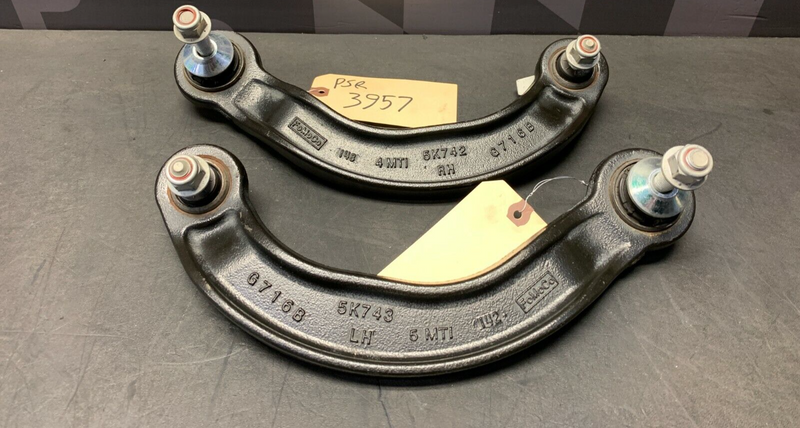 2019 FORD MUSTANG GT OEM DRIVER PASSENGER REAR CONTROL ARMS LINKS