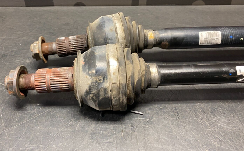 2010 CHEVROLET CAMARO SS OEM CV REAR AXLES PAIR DR PS USED