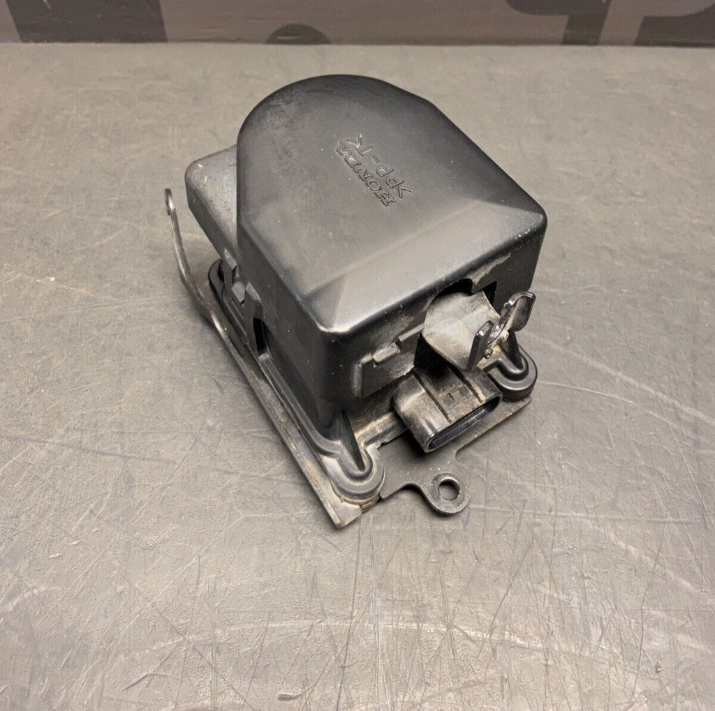 2004 HONDA S2000 AP2 OEM CRUISE CONTROL MODULE USED
