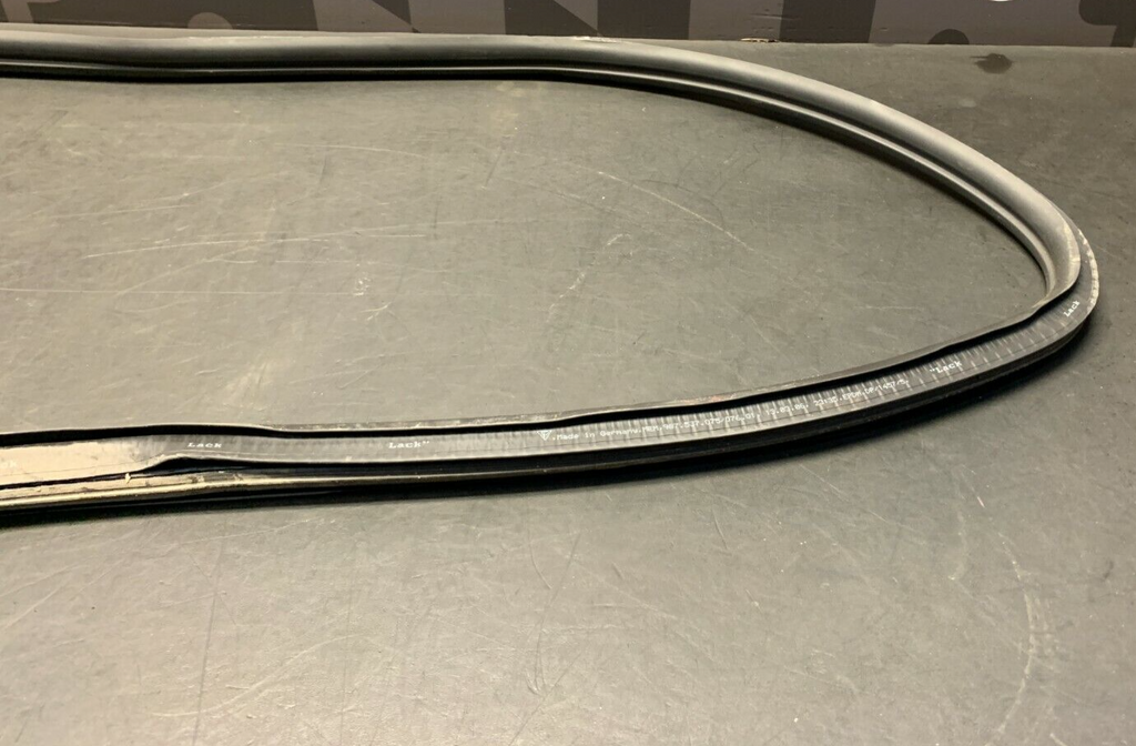 2006 PORSCHE CAYMAN S 987 OEM DRIVER DOOR WEATHER STRIP SEAL GASKET