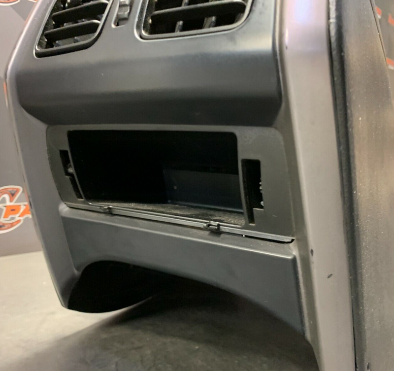 2004 PONTIAC GTO OEM CENTER CONSOLE