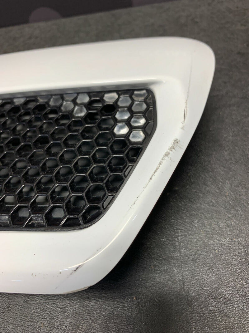 2019 FORD MUSTANG GT OEM HOOD VENTS DUCTS SCOOPS