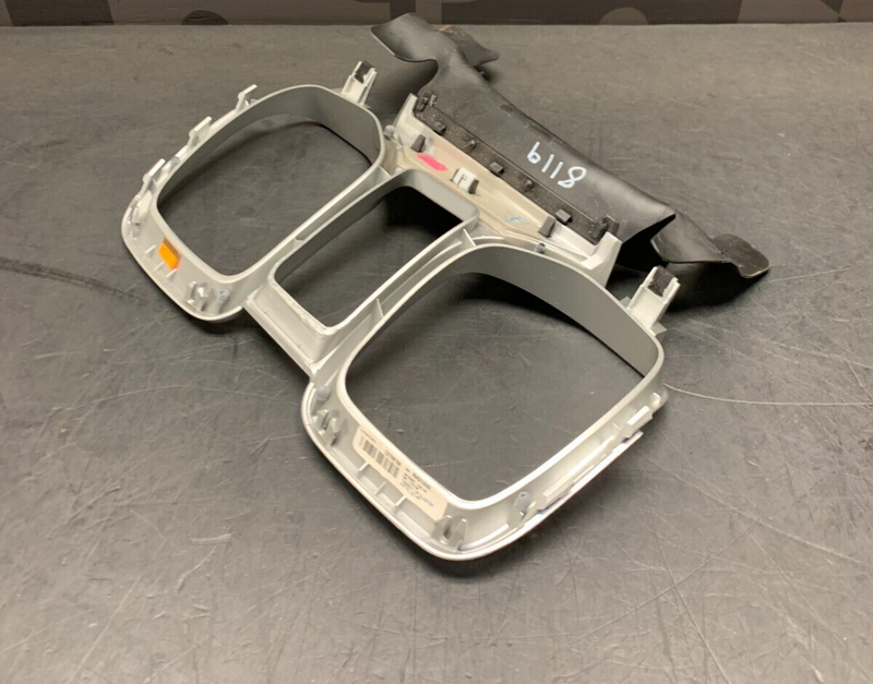 2013 CAMARO SS OEM GAUGE CLUSTER BEZEL TRIM SURROUND USED