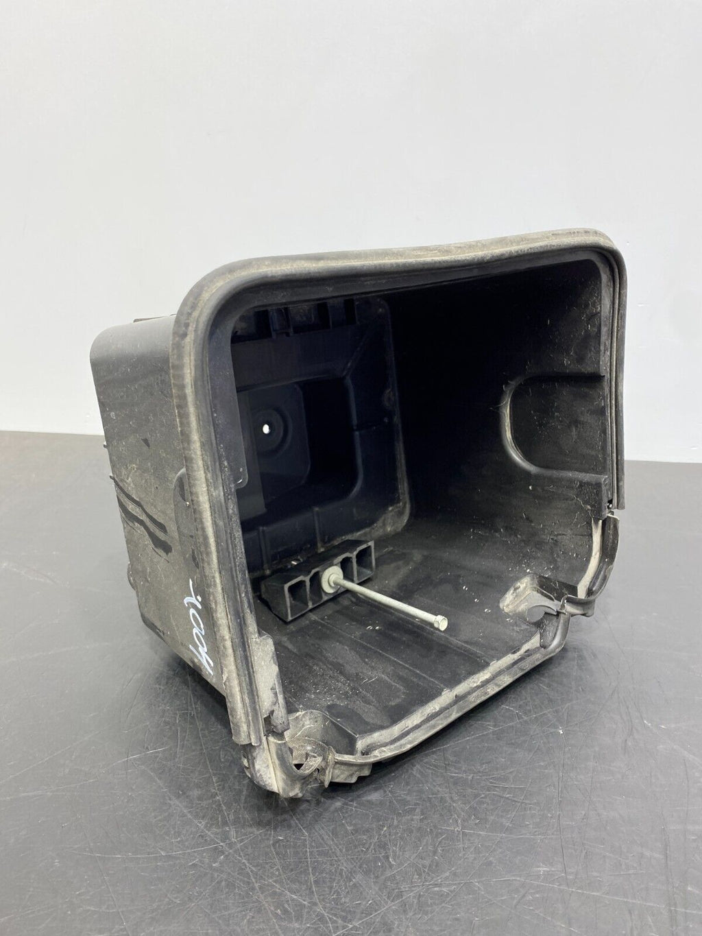 2021 FORD MUSTANG GT OEM BATTERY BOX USED