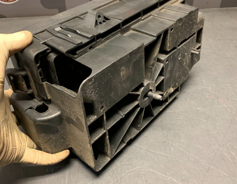 2015 CAMARO SS OEM ENGINE BAY FUSE BOX PANEL