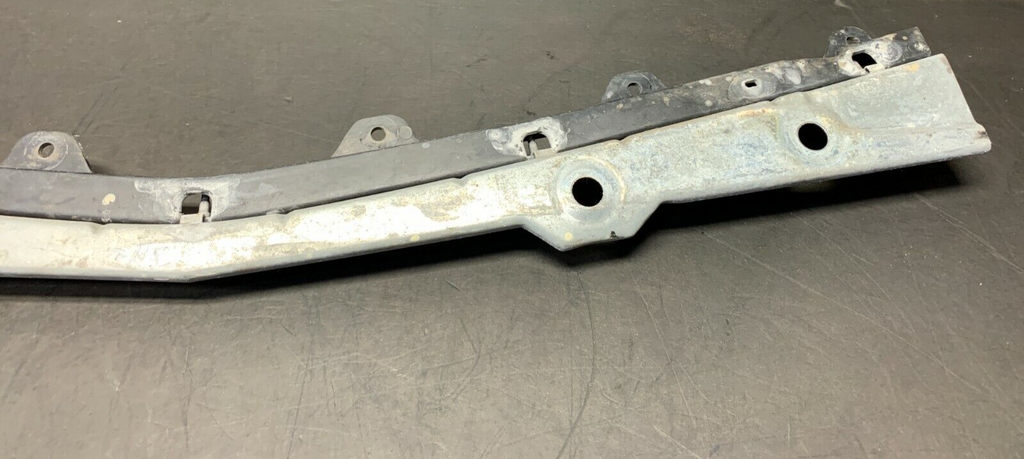 2002 CORVETTE C5 Z06 OEM FRONT BUMPER UPPER MOUTNING SUPPORT BRACKET