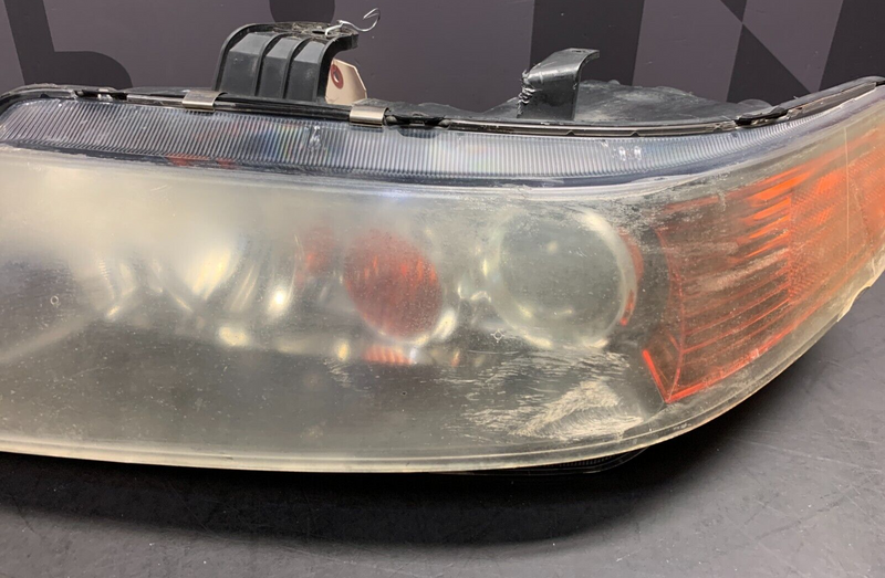 2005 ACURA TSX OEM DRVIER LH HEADLIGHT HID USED