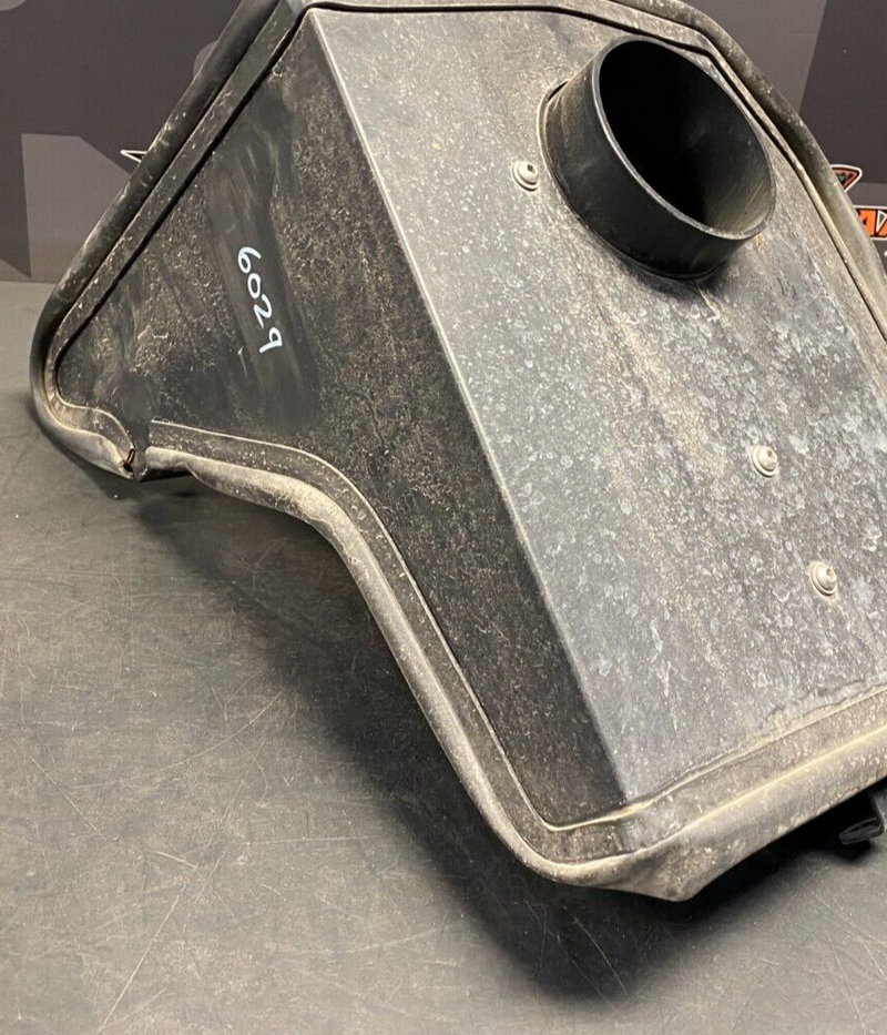 2014 CAMARO 1LE K&N AIR INTAKE WITH SHIELD USED