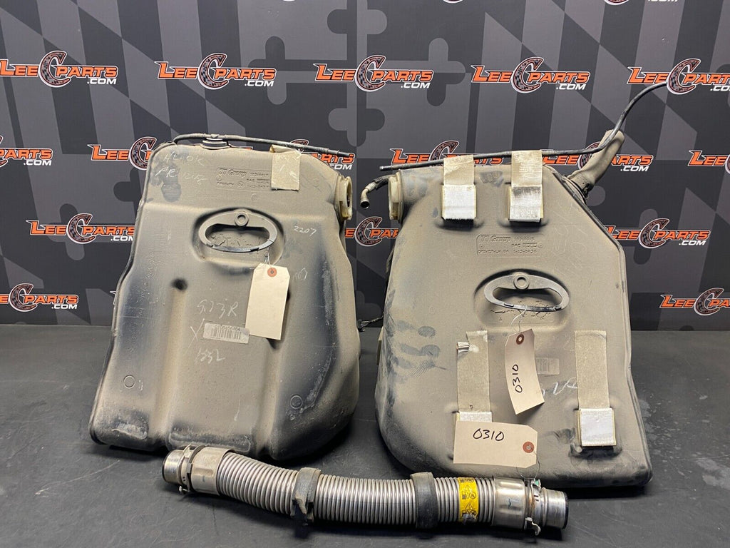 2005 CORVETTE C6 OEM GAS TANKS FUEL TANKS PAIR DR PS WITH CROSSOVER USED
