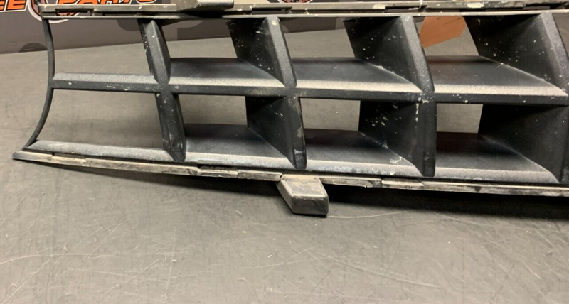 2012 CAMARO SS OEM FRONT BUMPER UPPER GRILLE