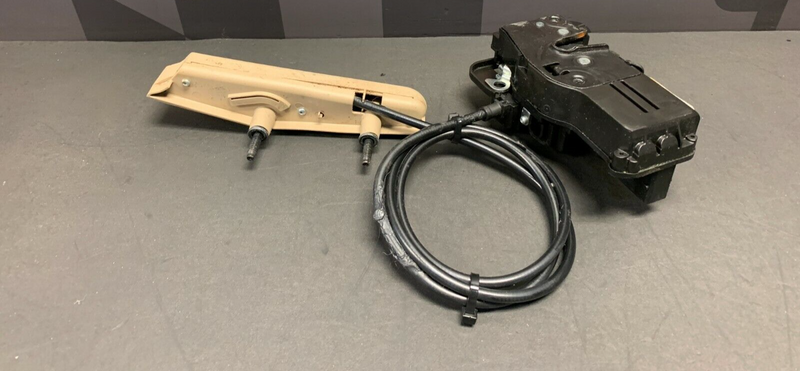 2008 CORVETTE C6 COUPE OEM PASSENGER DOOR LATCH ACTUATOR W/ RELEASE TAN
