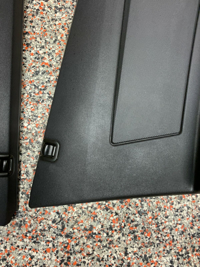 44090438