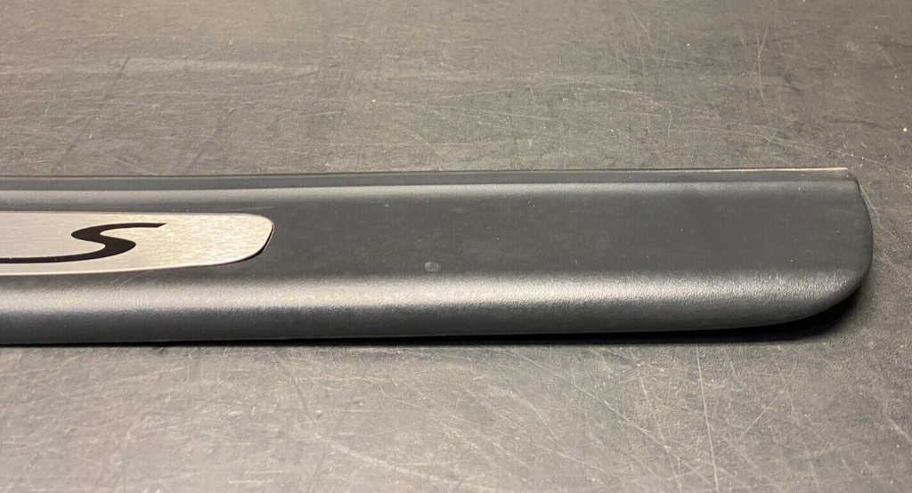 2011 PORSCHE 911 TURBO S 997.2 OEM SIDE SILL COVER PANEL USED