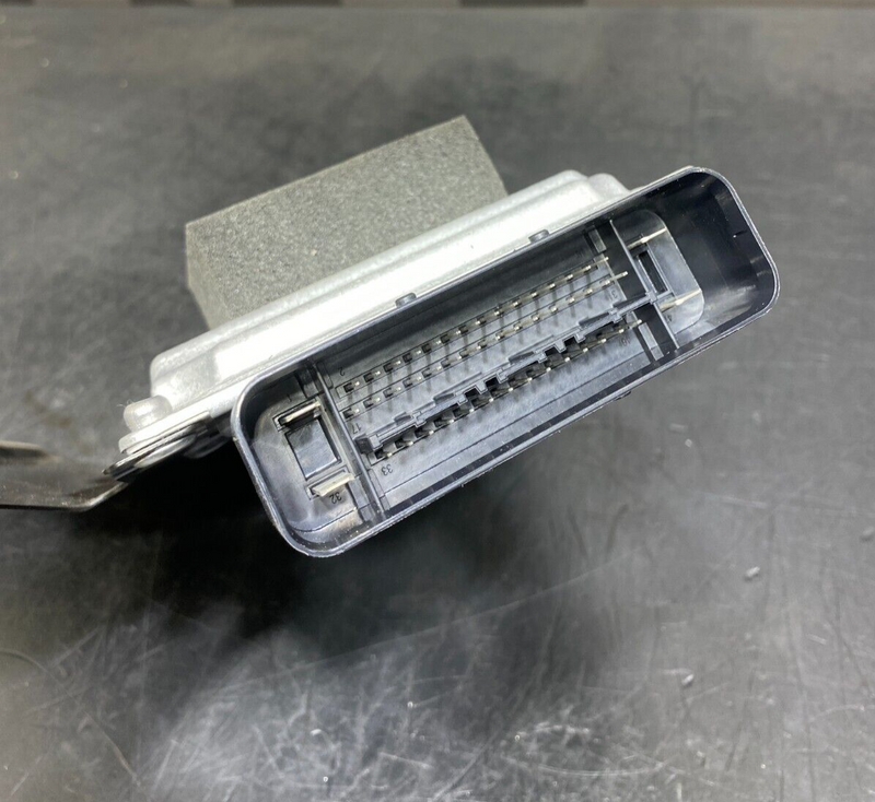 2016 FORD MUSTANG GT350R OEM MAGNETIC RIDE CONTROL MODULE fr3v-18b066-ac USED