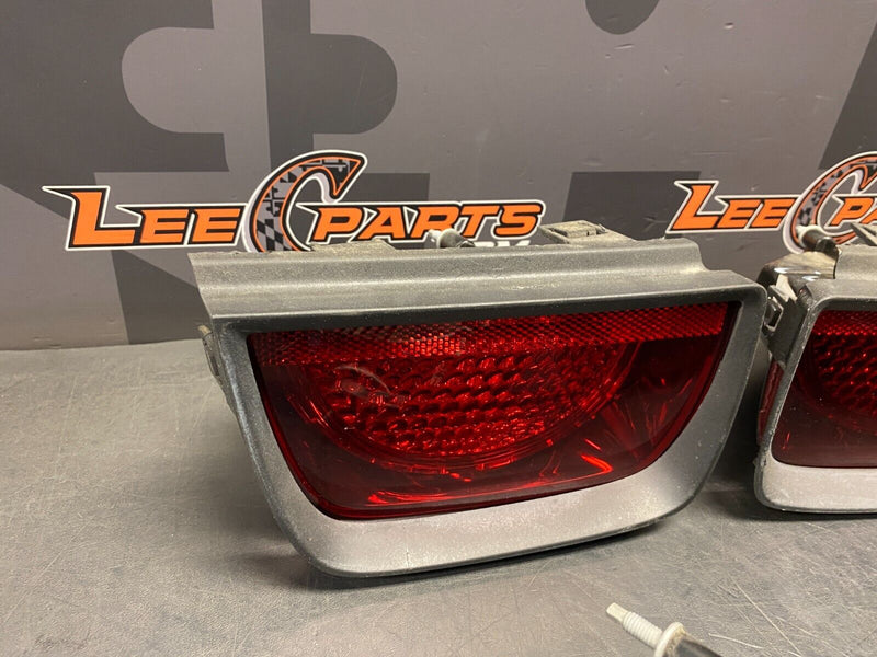 2010 CHEVROLET CAMARO SS OEM TAIL LIGHT ASSEMBLY WITH TRIM RING BEZELS USED