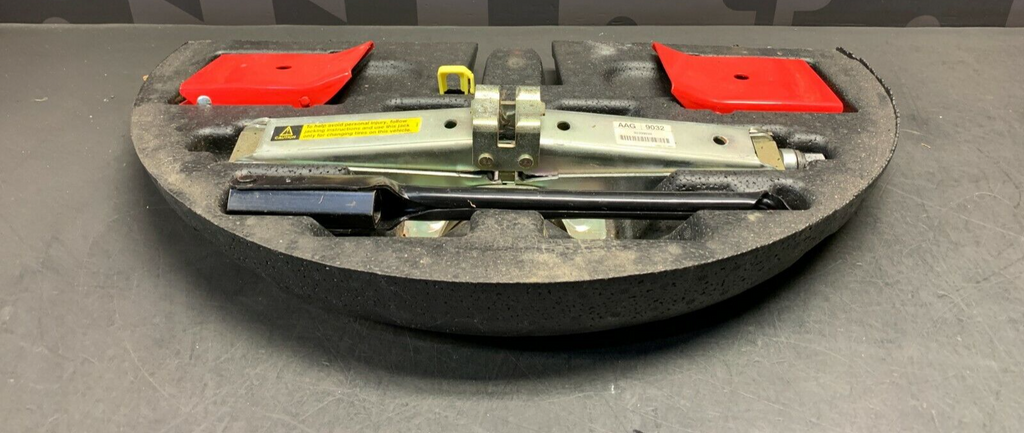 2004 PONTIAC GTO OEM JACK SPARE TOOL KIT WHEEL CHOCKS W/ FOAM