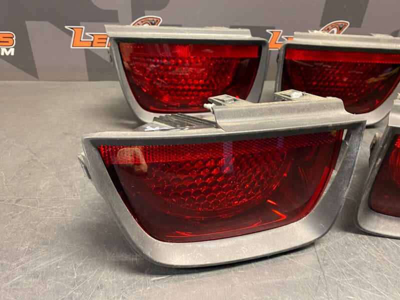 2010 CHEVROLET CAMARO SS OEM TAIL LIGHT ASSEMBLY WITH TRIM RING BEZELS USED