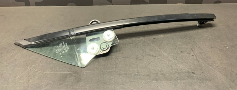 2021 MAZDA MIATA RF OEM DRIVER DOOR WINDOW FLAG GLASS