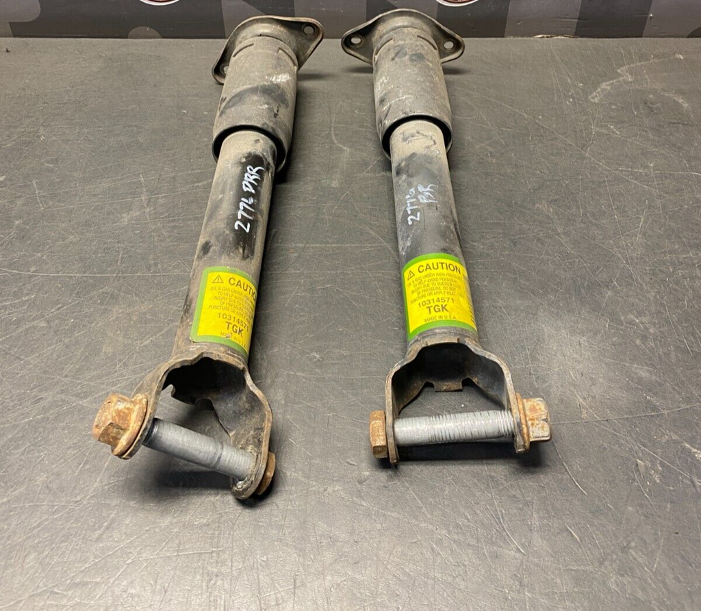 2002 CORVETTE C5Z06 OEM REAR STRUTS PAIR DRIVER PASSENGER USED