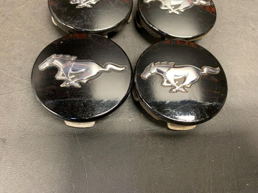 2015 FORD MUSTANG GT COUPE OEM CENTER CAPS SET (4)