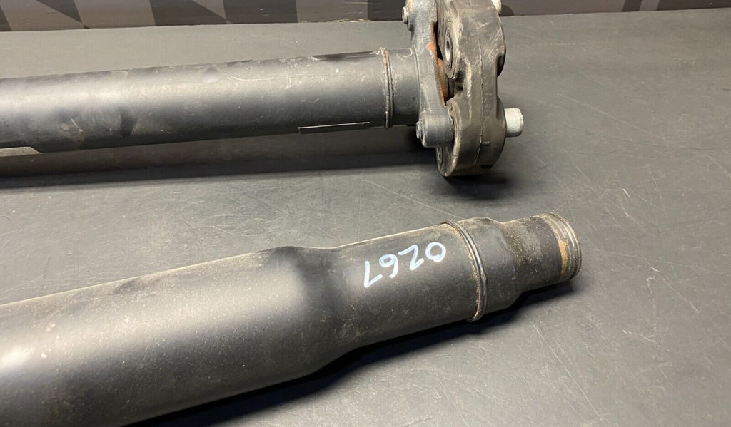 2015 CHEVROLET CAMARO ZL1 OEM DRIVESHAFT PROP SHAFT AUTOMATIC TRANS USED