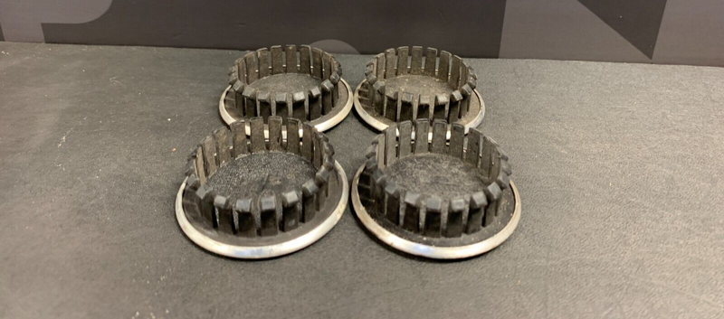 2012 CAMARO SS OEM CENTER CAP FOR RIMS SET OF 4 USED