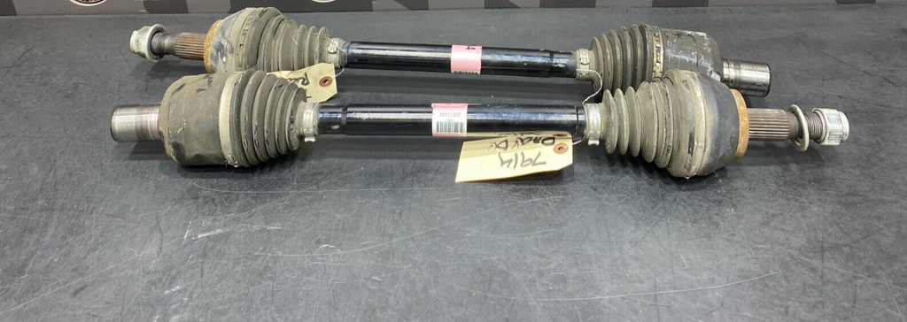 2013 CORVETTE C6 OEM REAR CV AXLES PAIR DRIVER PASSENGER USED