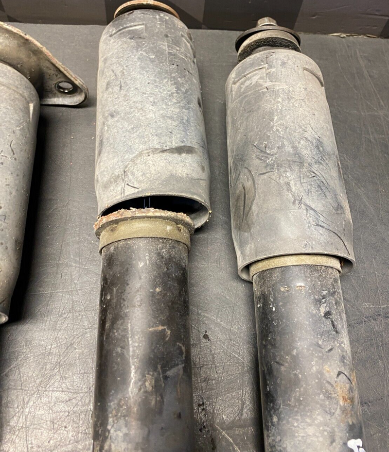 2001 CORVETTE C5 Z06 OEM  SHOCK STRUTS ASSEMBLY SET OF (4) DRIVER PASSENGER USED