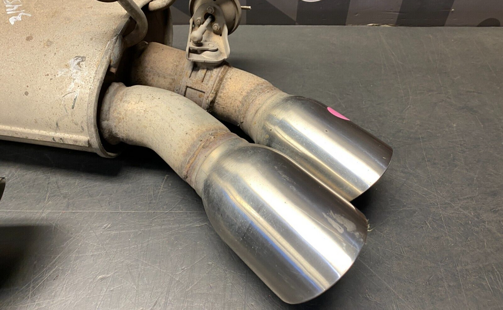 2014 CAMARO SS 1LE OEM REAR NPP MUFFLER CUTS PAIR DRIVER PASSENGER USED