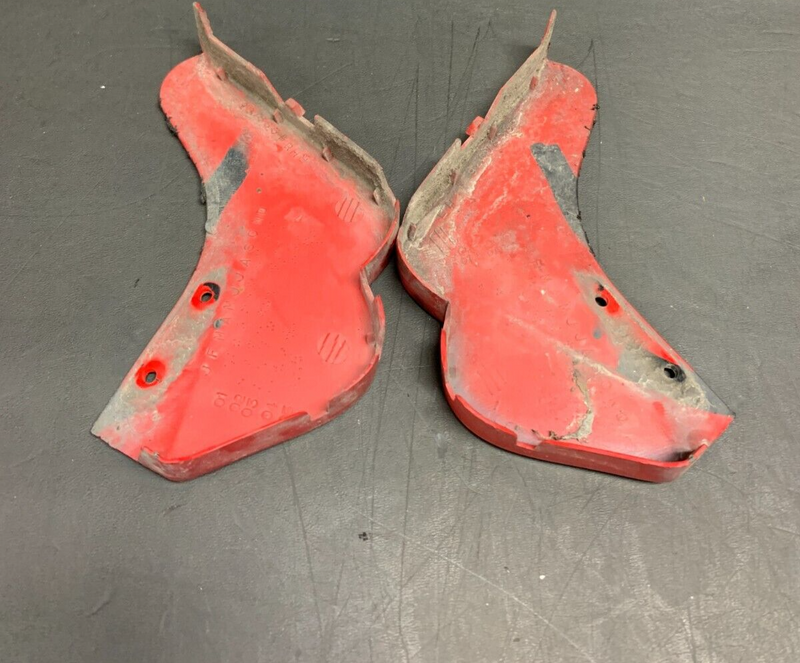 2005 PONTIAC GTO OEM SIDE SKIRT END TRIM PANEL CAPS
