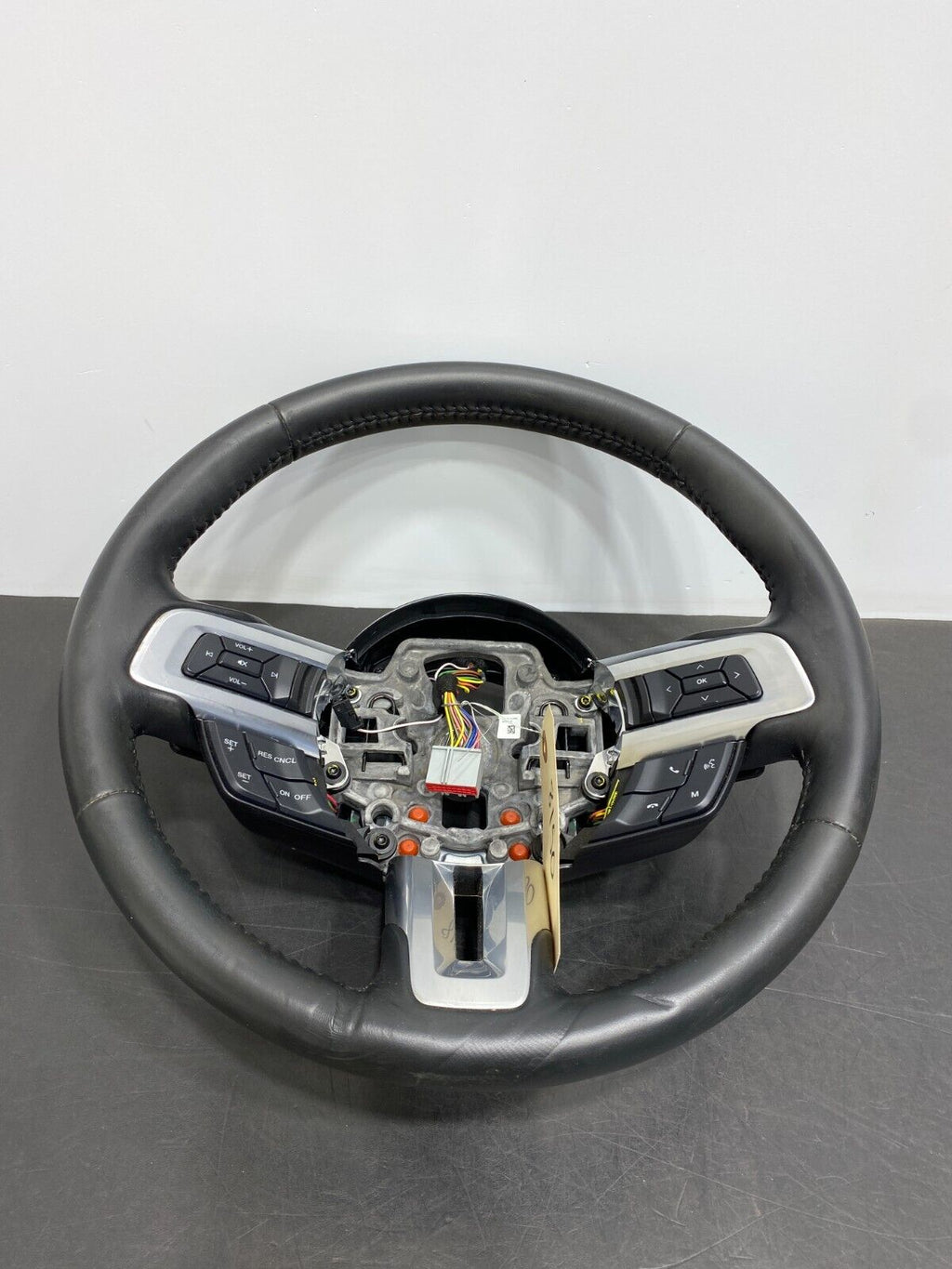 2021 FORD MUSTANG GT OEM STEERING WHEEL AUTOMATIC WITH PADDLES USED