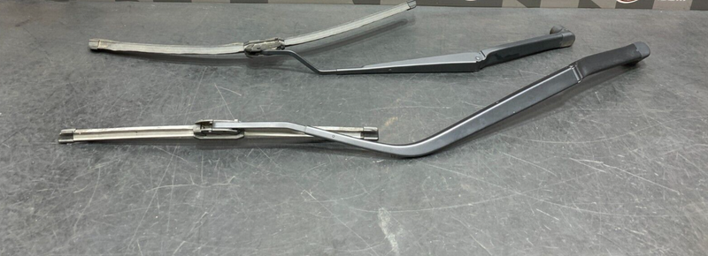 2008 MITSUBISHI EVOLUTION X OEM WINDSHIELD WIPER ARMS BLADES USED